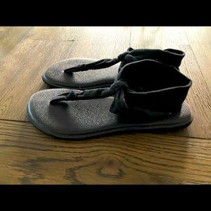 Sanuk Sandals
